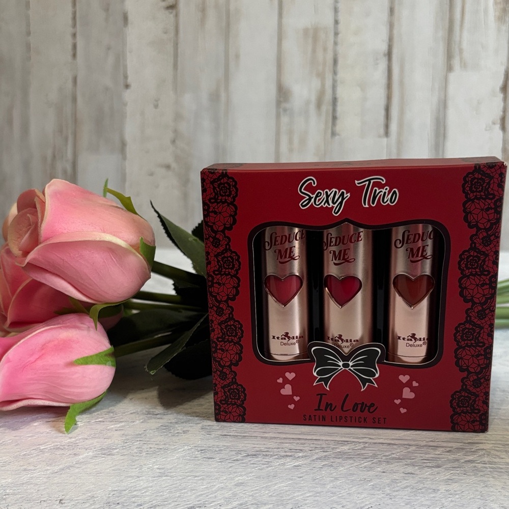 Sexy Trio Satin‎ Lipstick Set